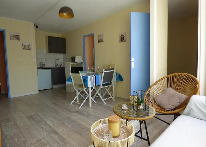 T2, Cabine, Parking, Les Balcons De La Mediterranee, *